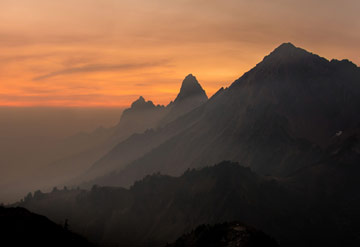 foggy mountains